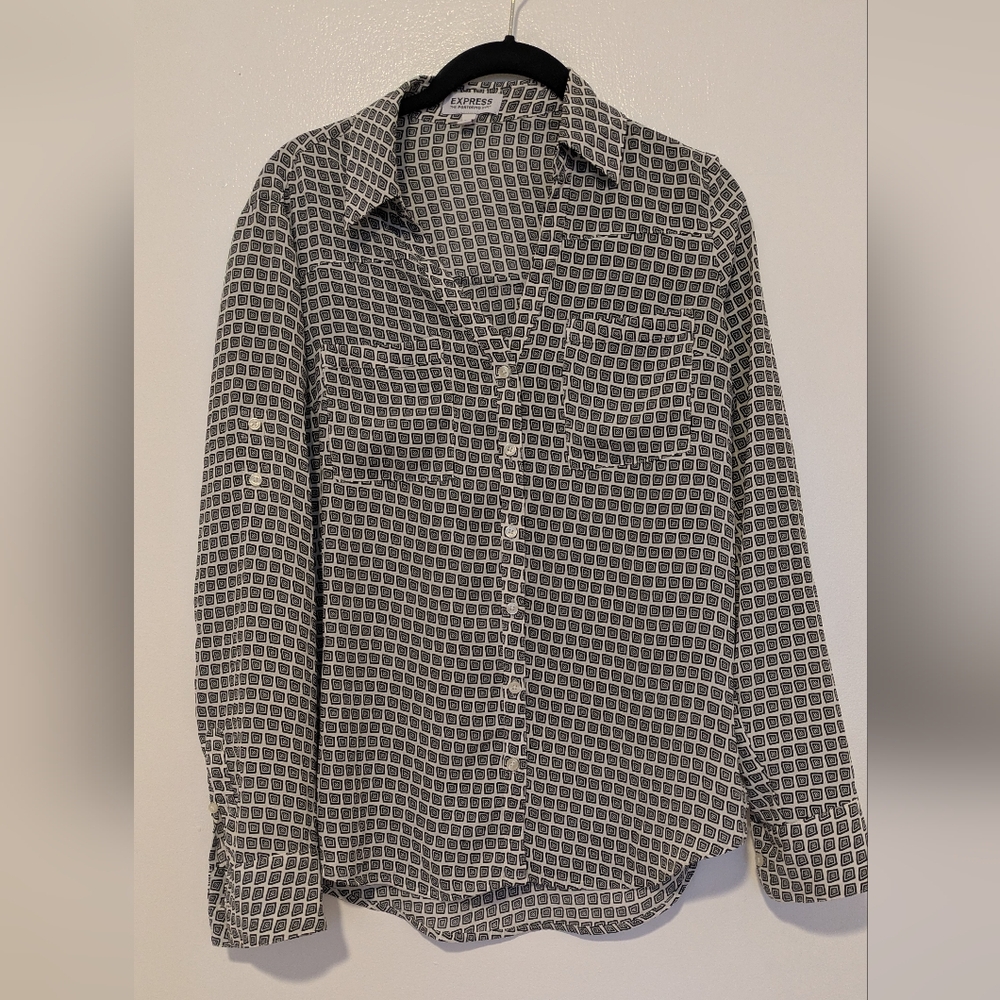 Express Patterned Button Down Shirt Portofino Collection Black White Silky Feel